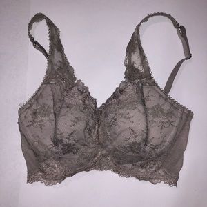 VS BNWOT LACE BRA